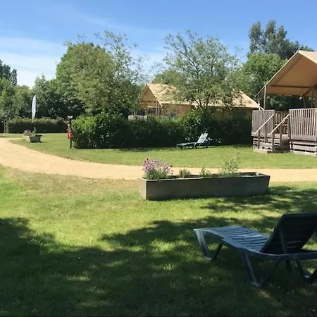 Camping Glamping Suzanne Sainte-Suzanne (Mayenne)